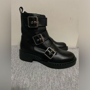 STEVE MADDEN Arlette Triple Buckle Boot In Black Leather Size 6.5 Moto Combat